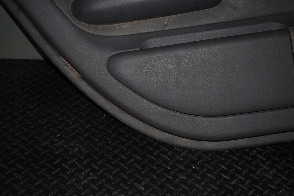 фото №5, Обшивка szary шкіра bose лівий задня a6 c5