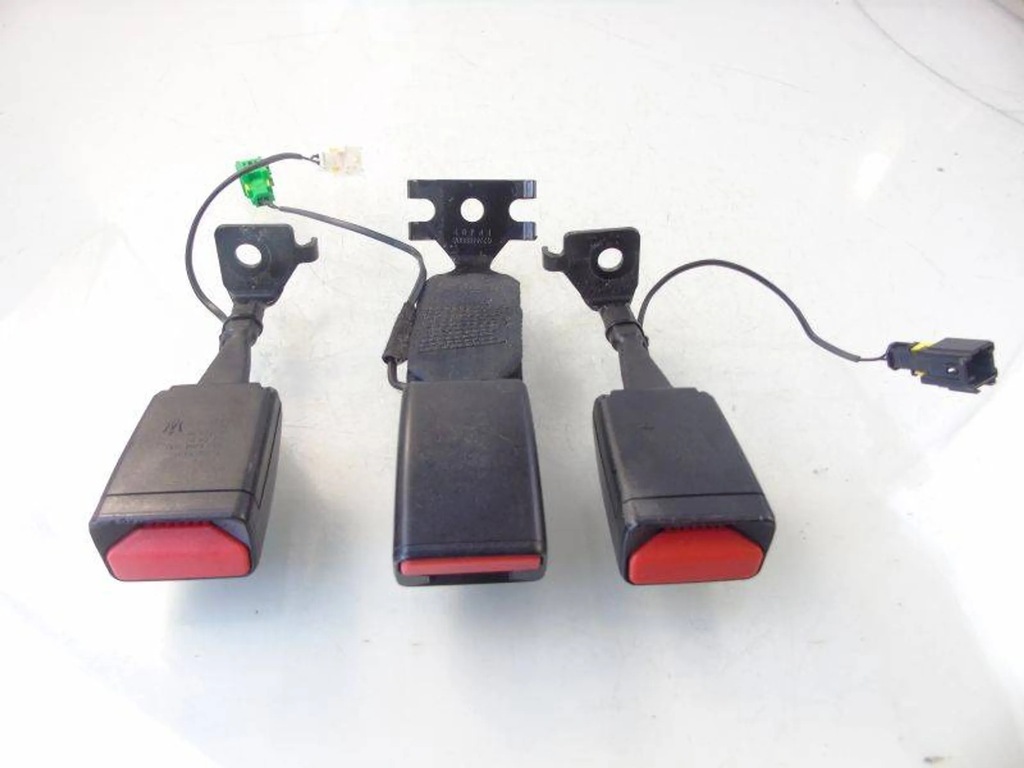 фото №1, Maserati ghibli замок поперечина защёлки задняя задние