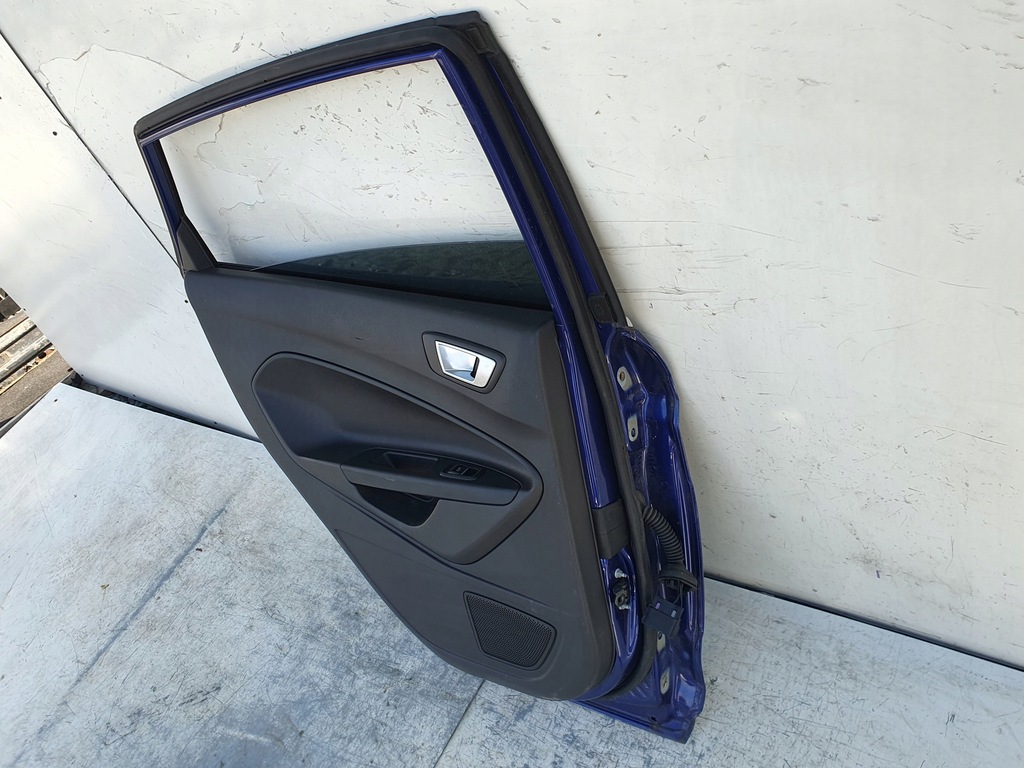 фото №8, Ford fiesta mk7 двері лівий задня задні