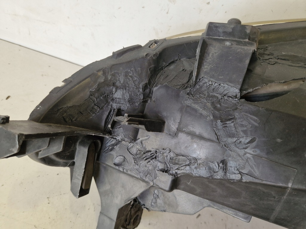 фото №9, Лампа правый перед citroen berlingo ii 14r 1.6 b