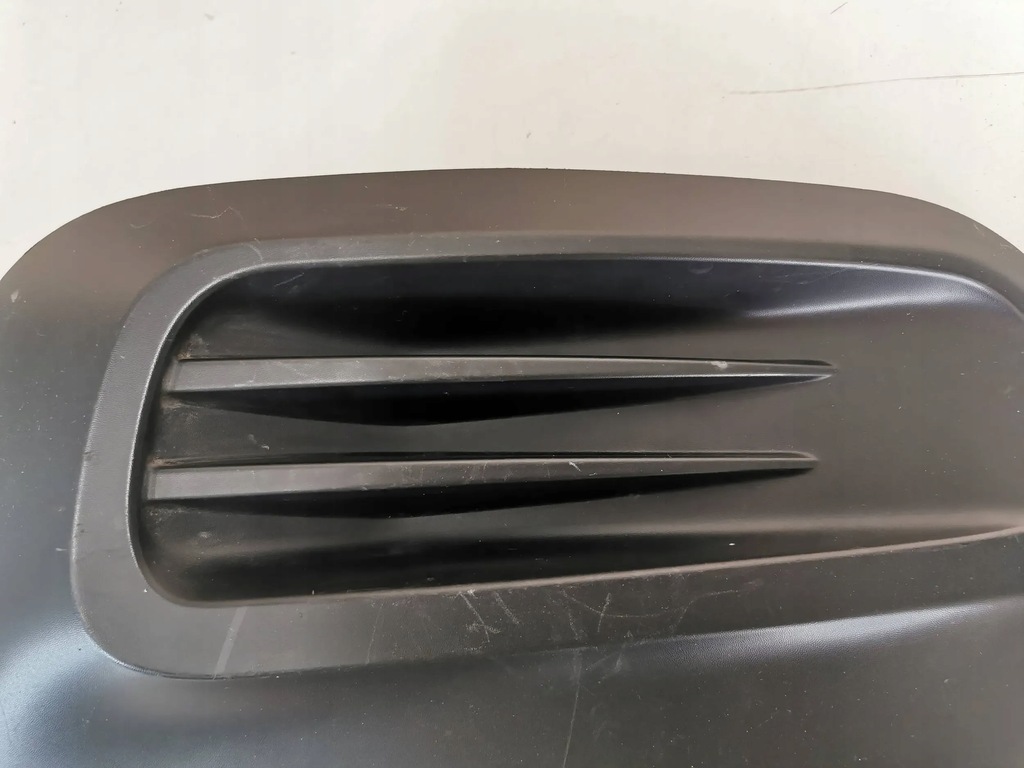 фото №10, Решётка бампера передний opel combo e правая 828.