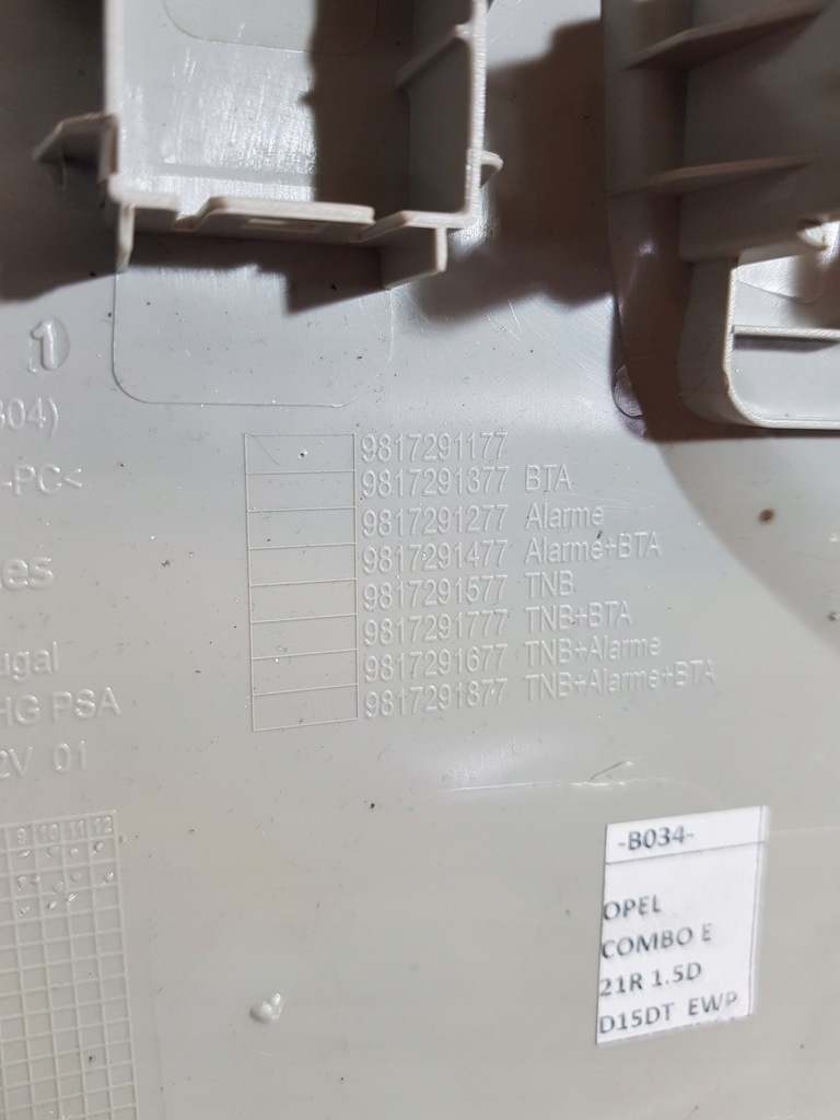 фото №7, Лампа стельовий перед 9817291177 opel combo e berlingo iv 21r 1.5d eu