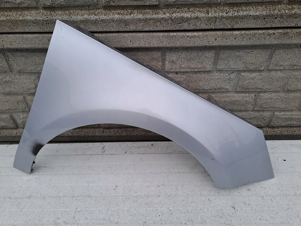 фото №1, Audi a1 8x0 2010-2017 крила передній правий