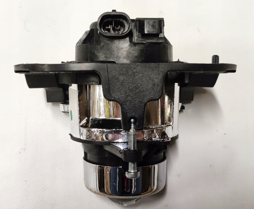 Фара протитуманний alfa romeo оригінальний номер 50521332 Оригінал