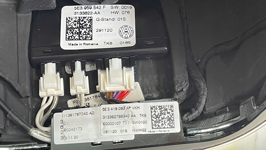 фото №10, Повітропровід octavia iv 5e3 підігрівається кнопки