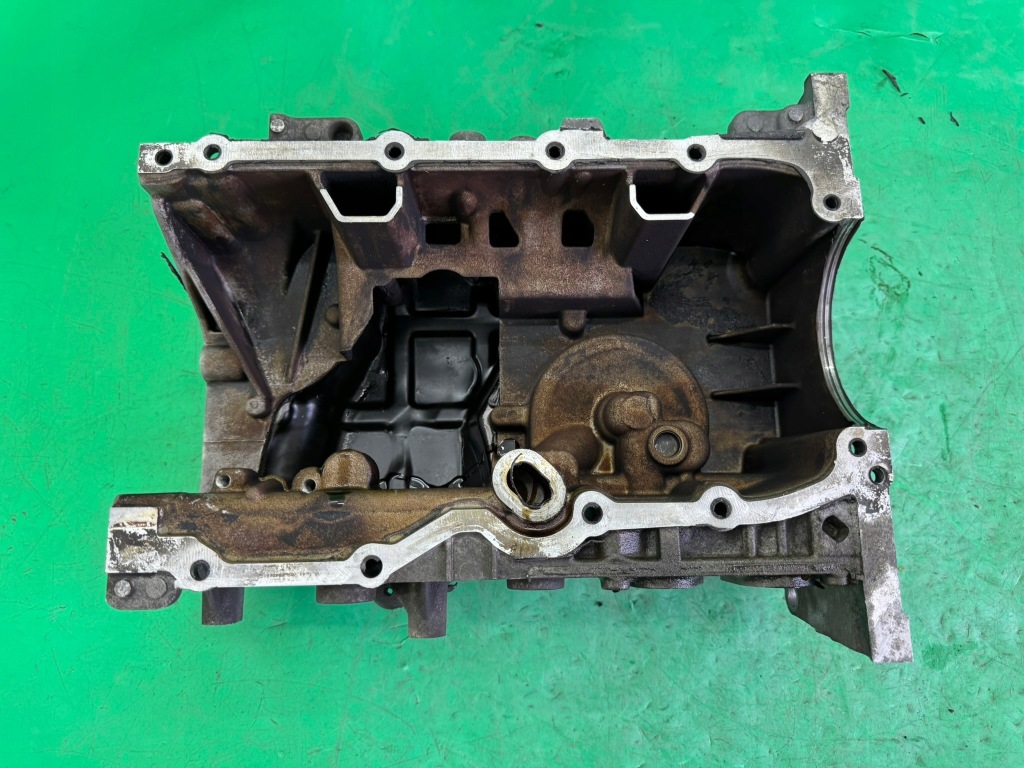 Піддон піддон масляна картер 110171658r renault megane 3 3 1.2 tce 08- Зі Шроту