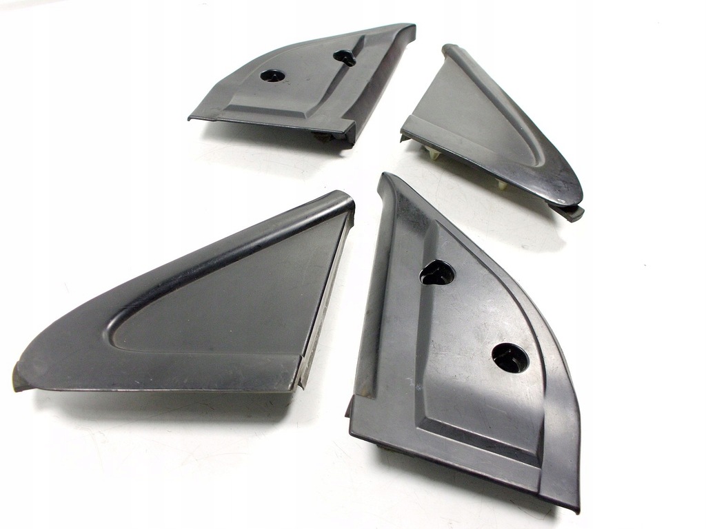 фото №3, Mitsubishi space runner i заглушка трикутник захист