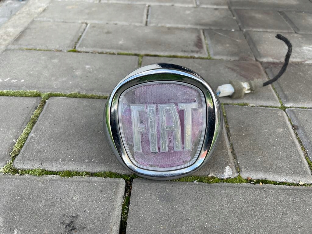 фото №1, Fiat bravo ii эмблема замок крышки