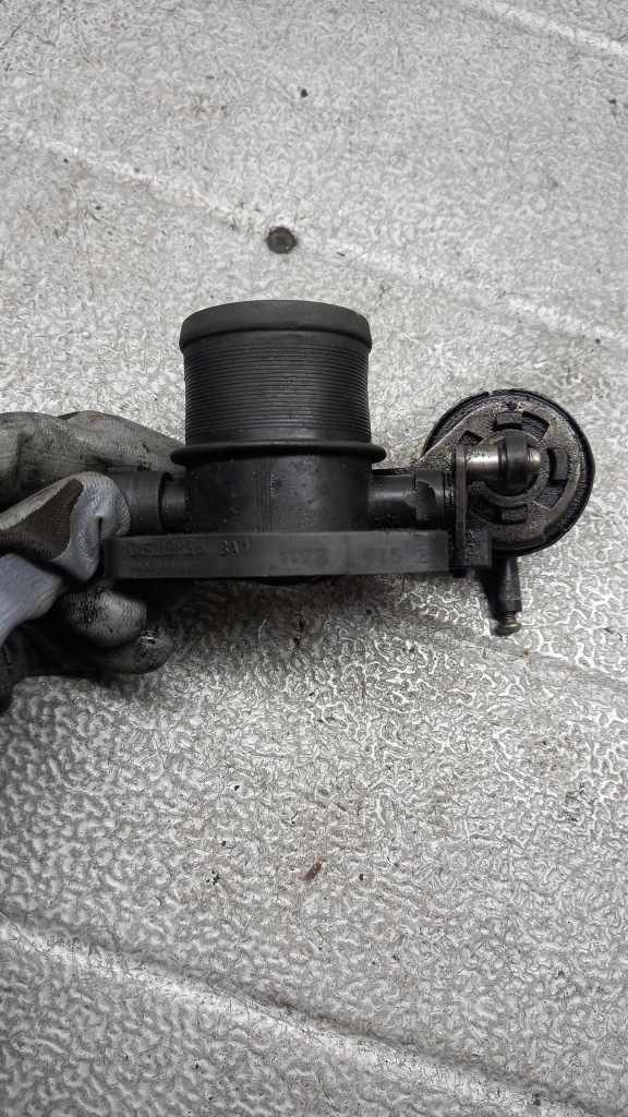 фото №1, Дроссельная заслонка renault laguna 1.9dci 02r kombi