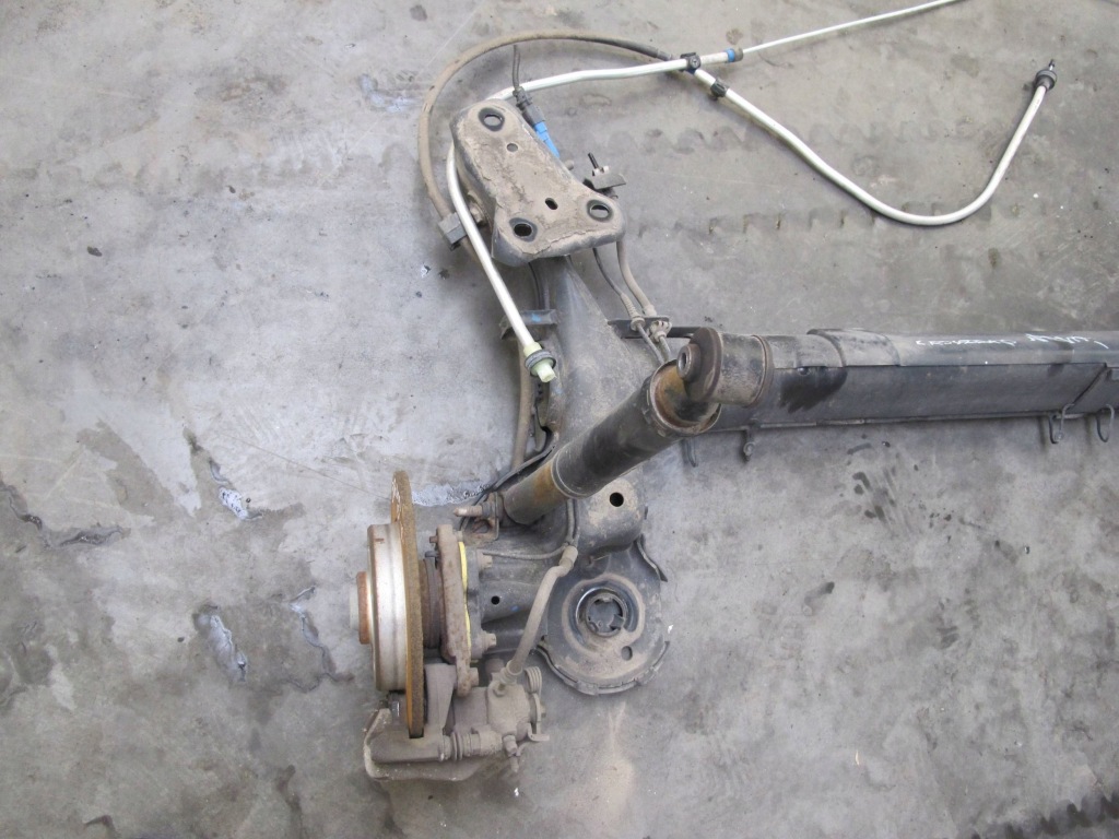 Opel crossland балка подвеска задний  задняя 1.2 vti 20- Доставка