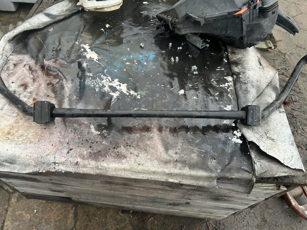 фото №1, Bmw f01 740 3.0i 08-15 стабилизатор перед 6775429