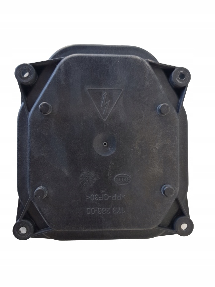 фото №1, Крышка лампы перед led audi a8 d4 173286-00