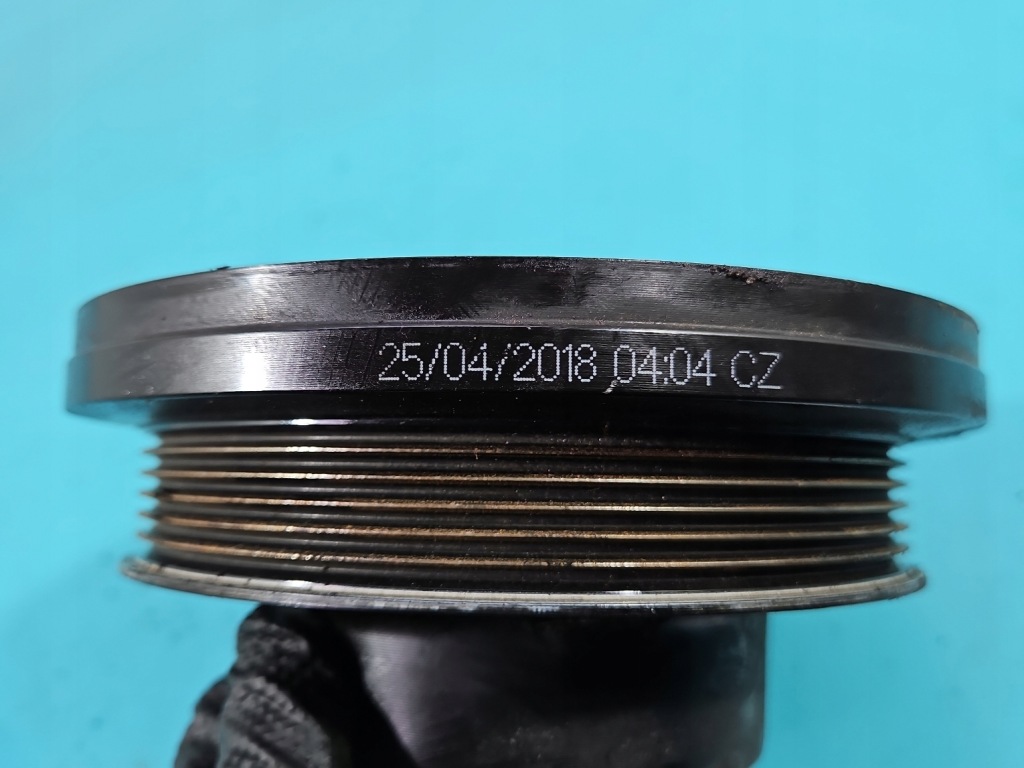 Шків колінчастого вала колінчастого peugeot 2008 1 9822598180 1.2 12v Недорого