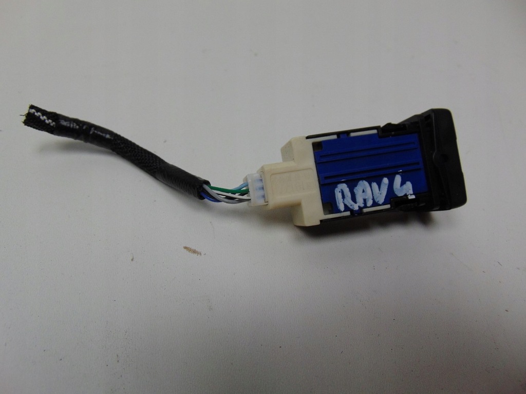 фото №1, Выключатель подогрев сиденье toyota rav4 iv 2012- левый