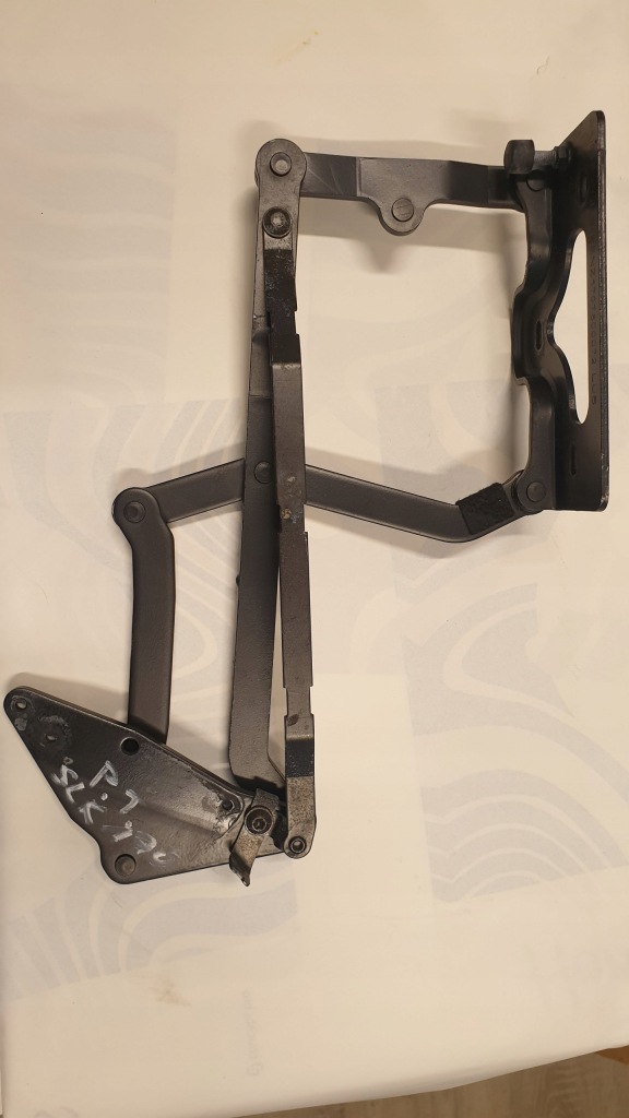 фото №1, Mercedes slk r170 петля правый крышки задняя задний