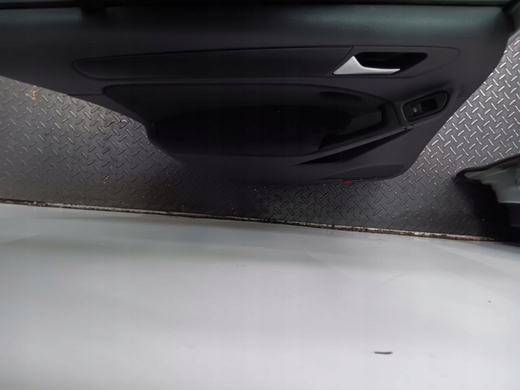 фото №5, Двері правий задня vw golf vi hb la7w