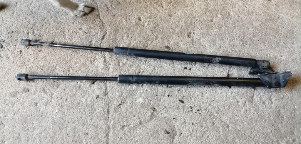 фото №1, Kia carnival ii 06-14 привід кришки багажника