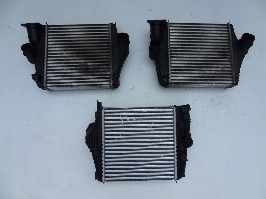 фото №1, Левый интеркулер 4m0145803bg audi q7 q8 porsche cayenne 9y