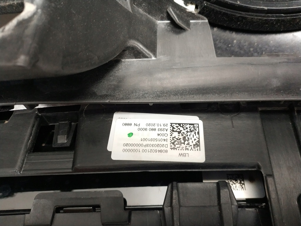 фото №11, Mercedes eqc w293 решётка радиатора двигателя решётка радиатора эмблема+ лампа свет led