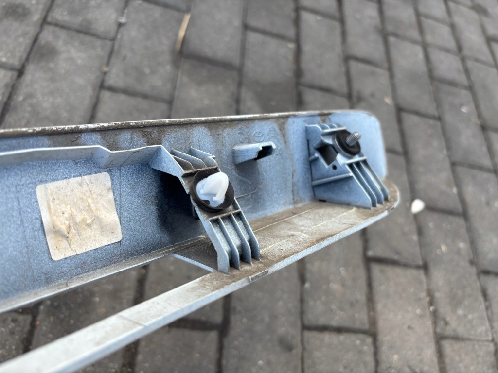 фото №8, Накладка кришки задній задня молдинг спойлер citroen spacetourer bez камери