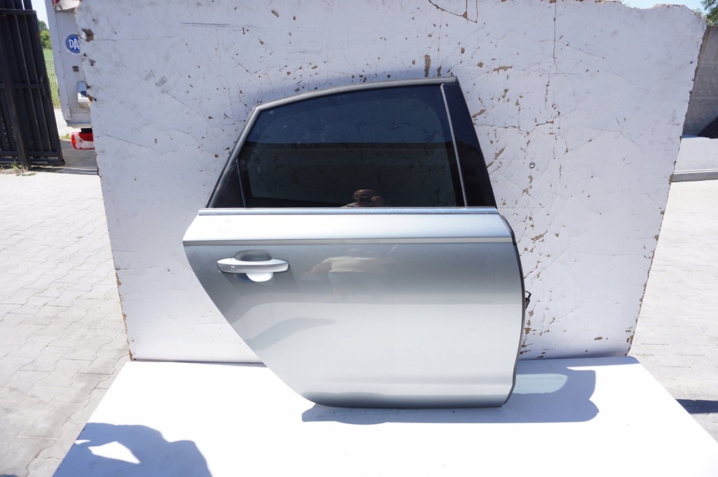 фото №1, Дверь правый задняя audi a6 c7 sedan ly7g