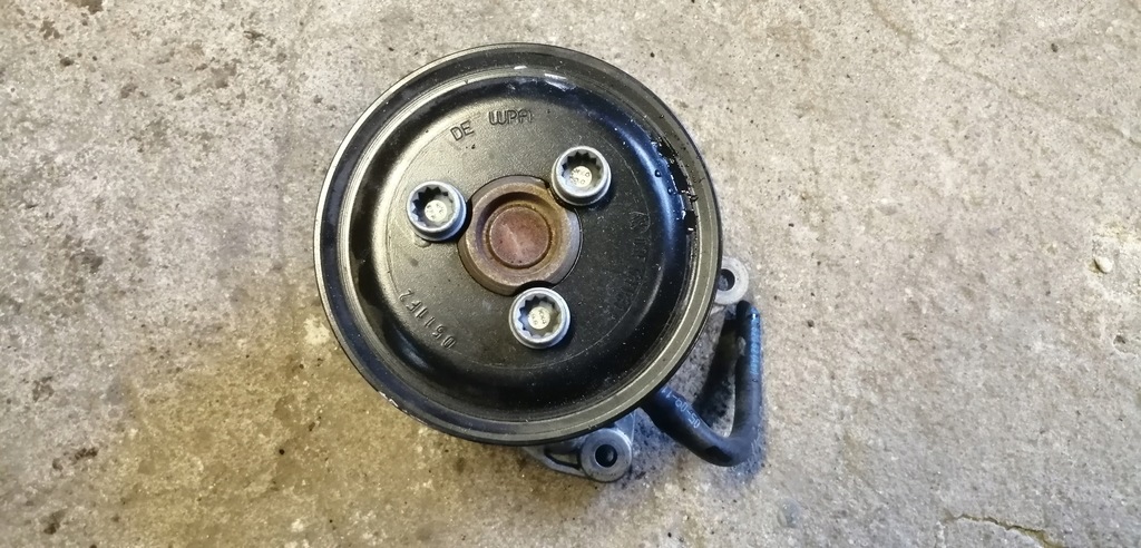 фото №1, Audi a1 10- 1.2 tsi насос wody