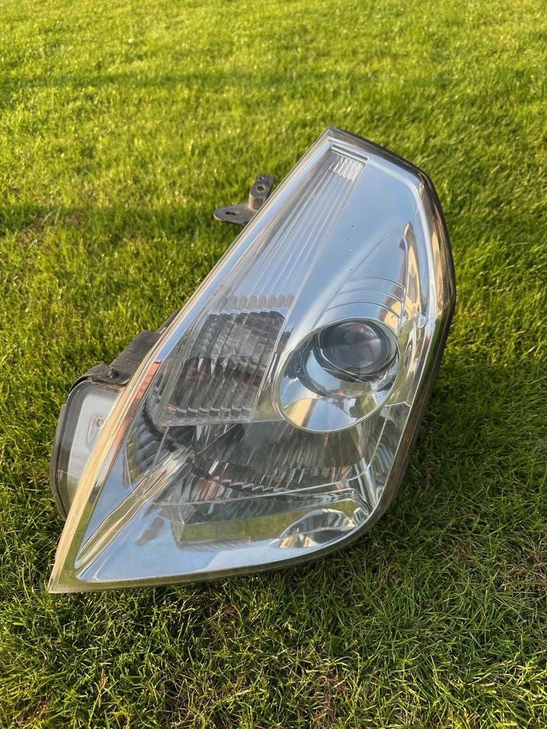 фото №1, Renault vel satis левая лампа перед 82000-14357 e