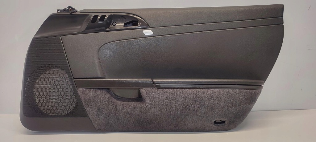 Купить Porsche boxster 987 обшивка дверь правая  перед rhd alglik 987555102