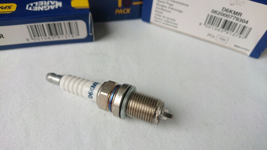 фото №3, Свеча зажигания mm 062000779304 d6kmr