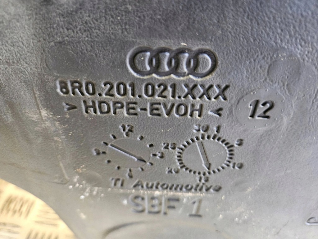 фото №11, Audi q5 sq5 2011 бак пального