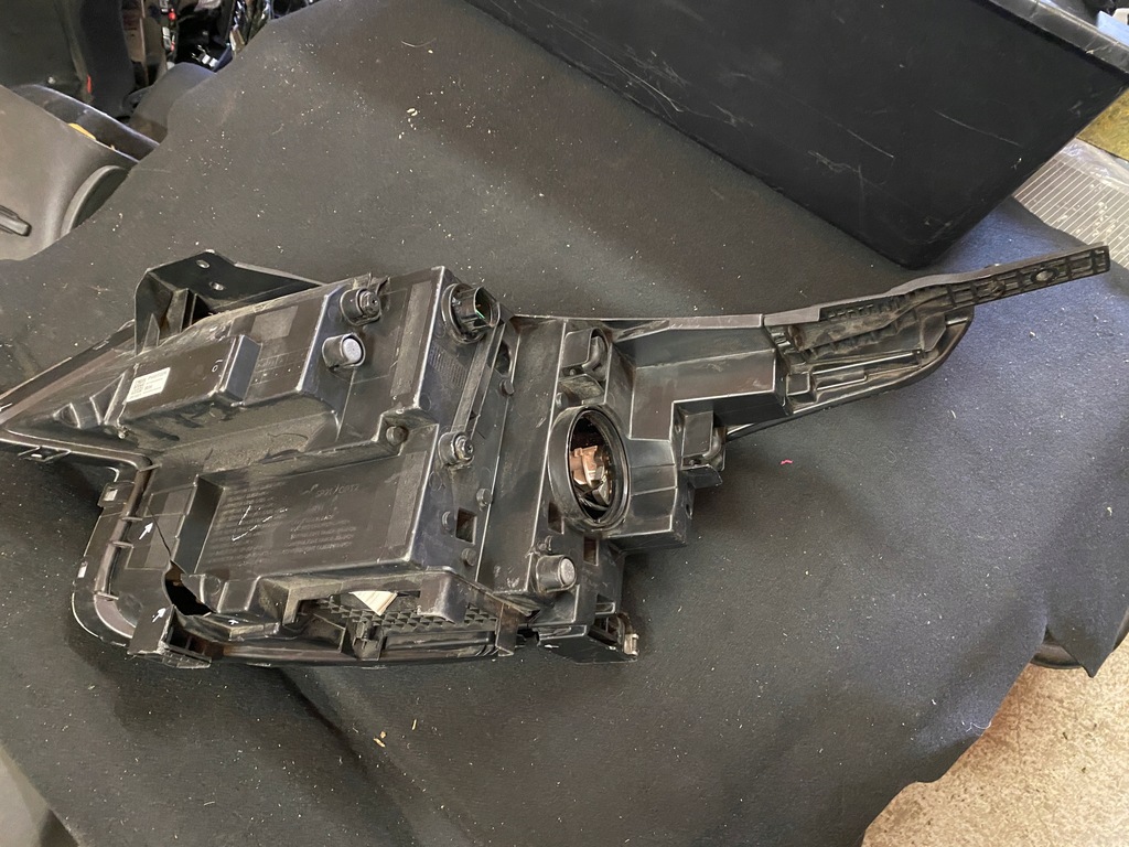 фото №6, Kia seltos 2019- лампа перед права led