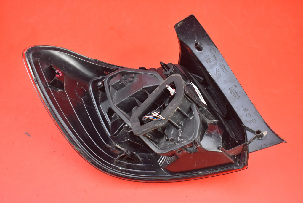 фото №7, Лампа правая задняя задняя 265506669r dacia sandero 2 ii 12-20