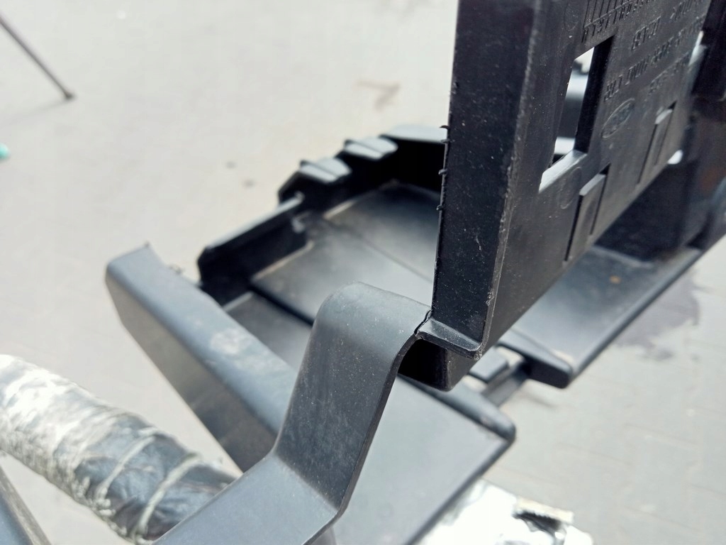 Ford kuga mk2 2013- кронштейн  абсорбер бампера задняя cv44-17b861-a Оригинал