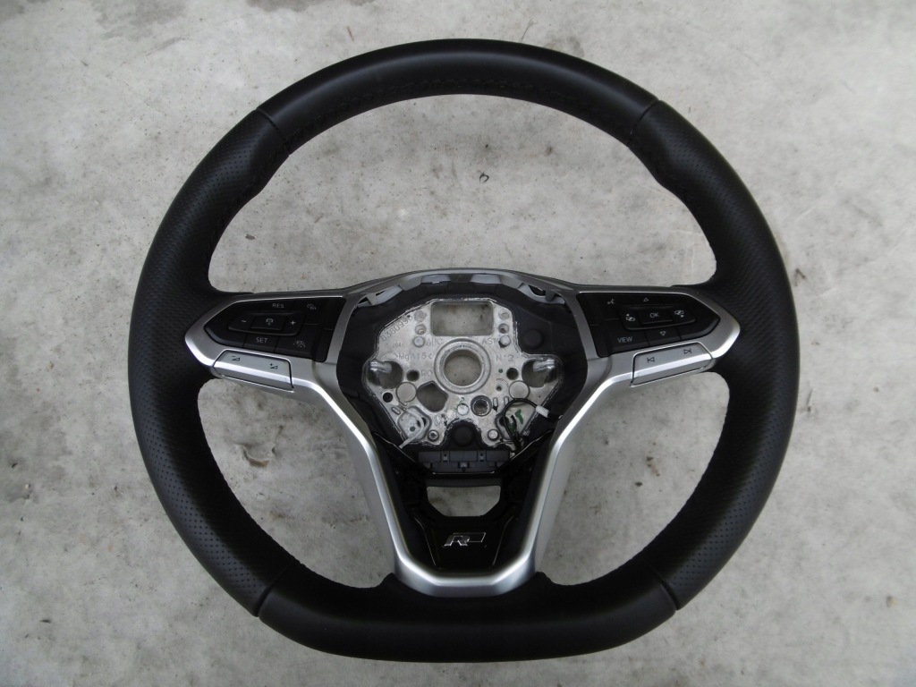 фото №1, Воздуховод многофункциональный łopa vw passat b8 r-line