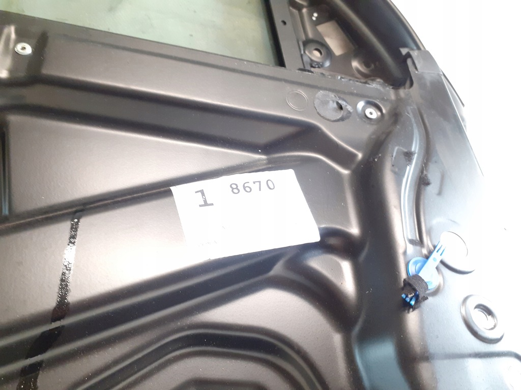 фото №9, Рамка двері підйомник лівий перед porsche cayenne