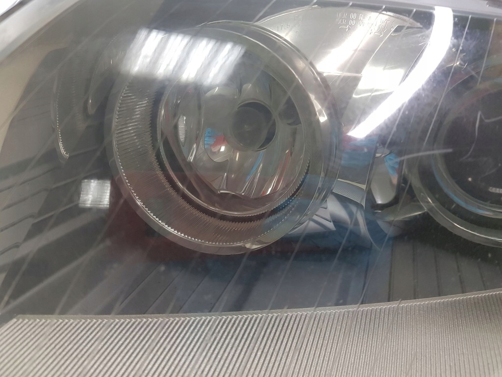 фото №8, Audi a8 s8 d3 4e 2006 левая сторона лампы передние