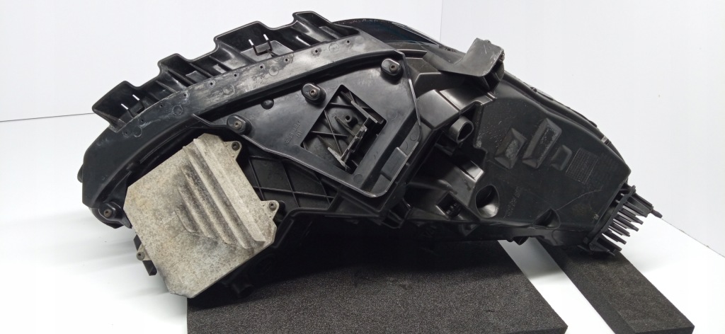 Tesla model 3 3 17- фара ліва перед передня full led 1077375-00-c Київ