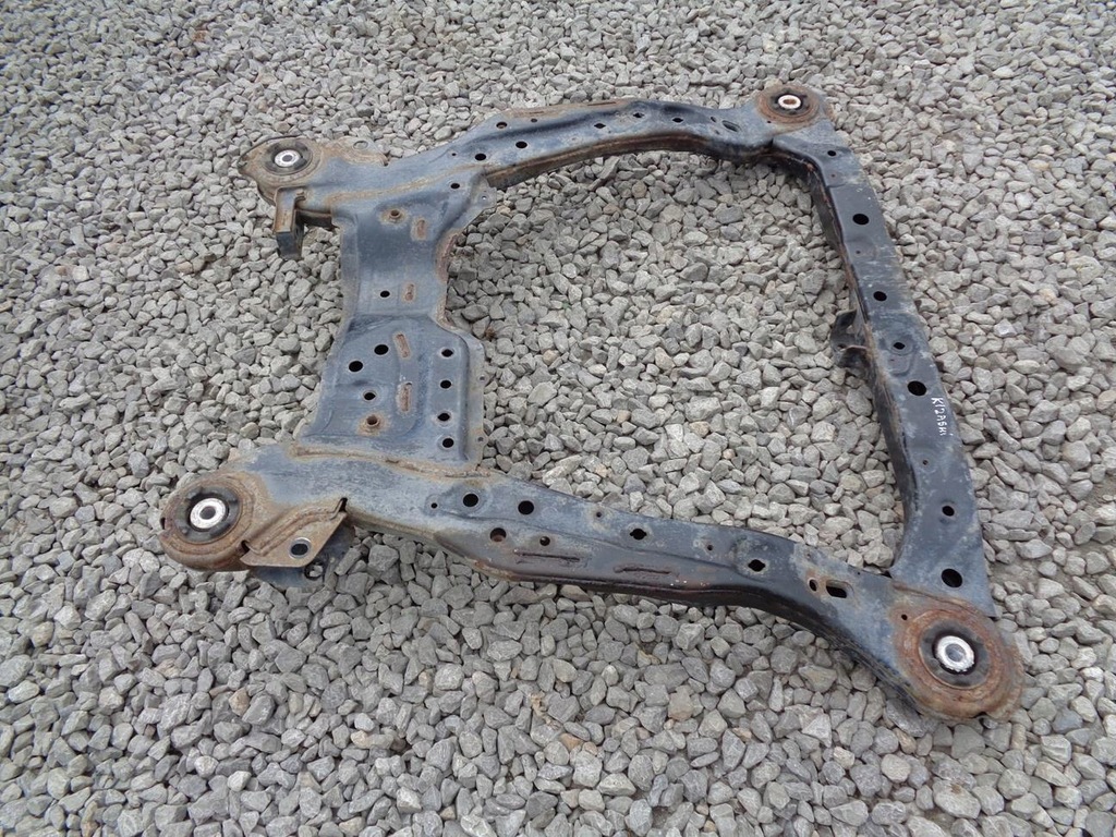 фото №5, Підрамник підрамник балка підрамник перед suzuki kizashi 09-