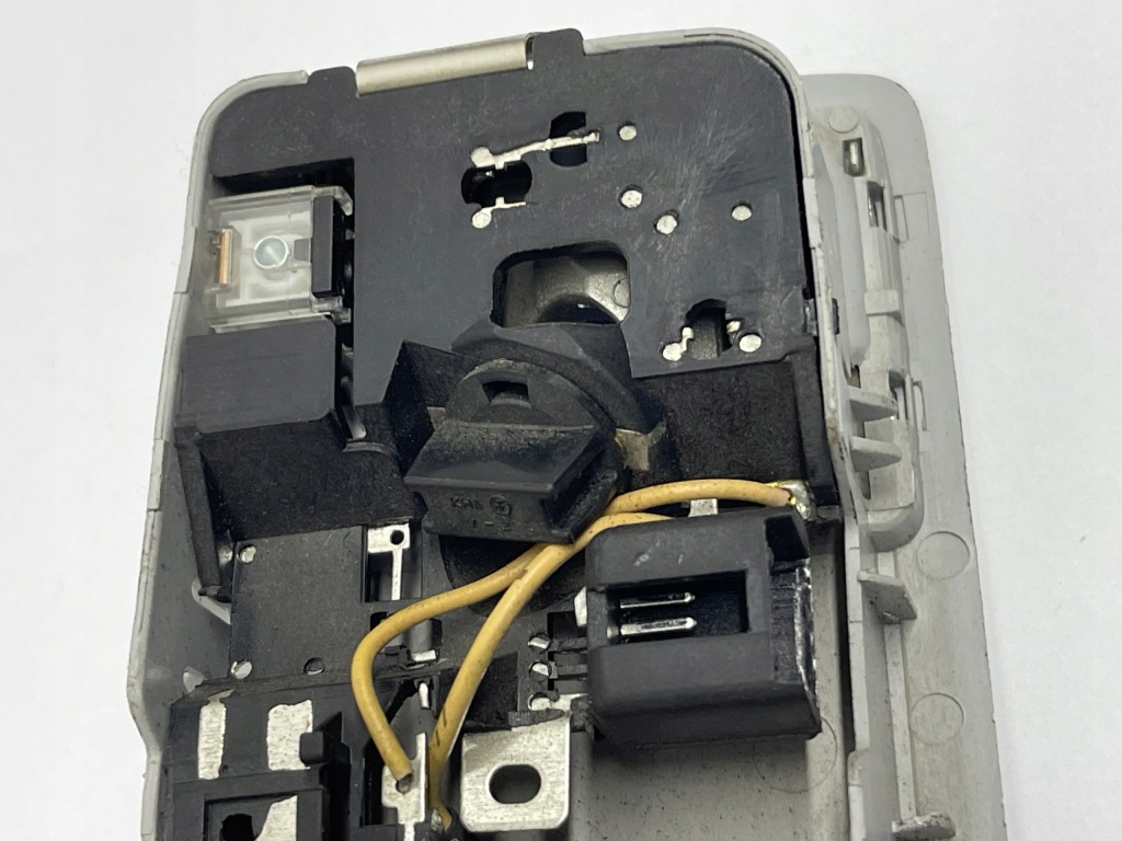 фото №4, Лампа потолочный mazda 6 gy 2.0 d