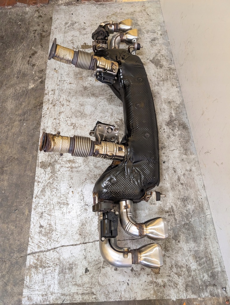 фото №4, Chevrolet corvette c8 2020+ выхлоп гаситель полный