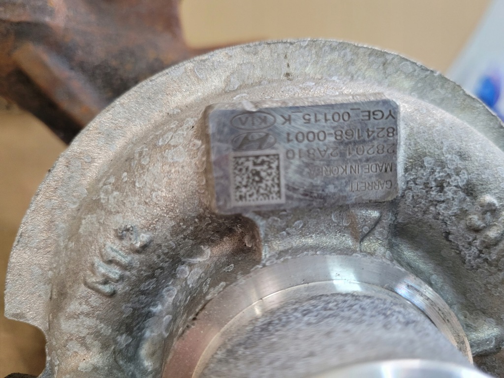 фото №6, Дросельна заслінка vw golf iv 4 030133064f