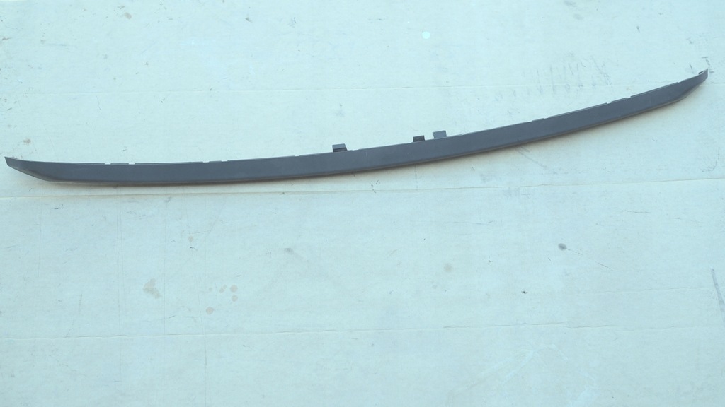 фото №1, Iveco daily 2014- молдинг решётка бампера перед