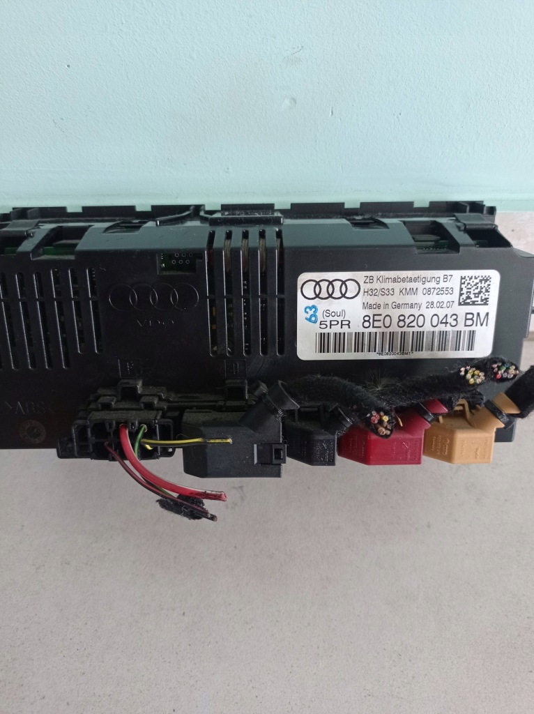 Панель кондиционера audi a4 b7 2din 8e0820043bm с Разборки