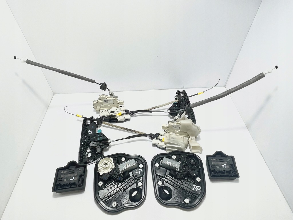 фото №1, Audi a7 4g c7 lift доводчик дверь левый правый перед замок модуль комплект