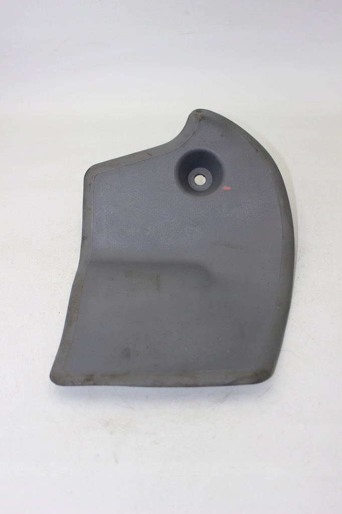 фото №1, Bmw 3 e93 захист багажника заглушка лампи 7130899