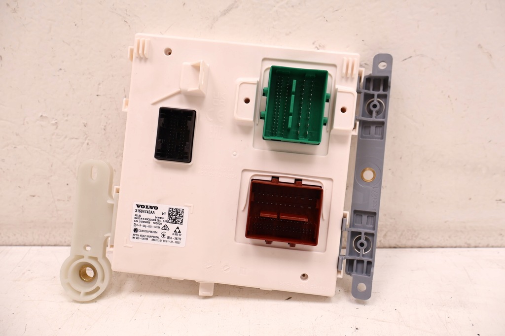 фото №1, Volvo xc60 ii модуль комфорту 31684742aa
