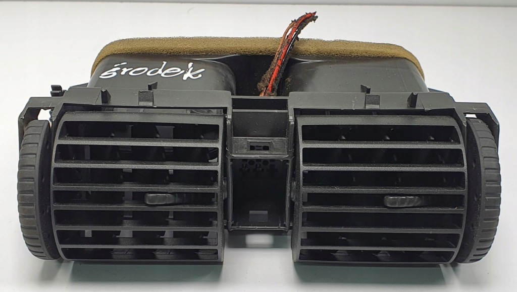 фото №1, Решётка обдув средняя opel astra g