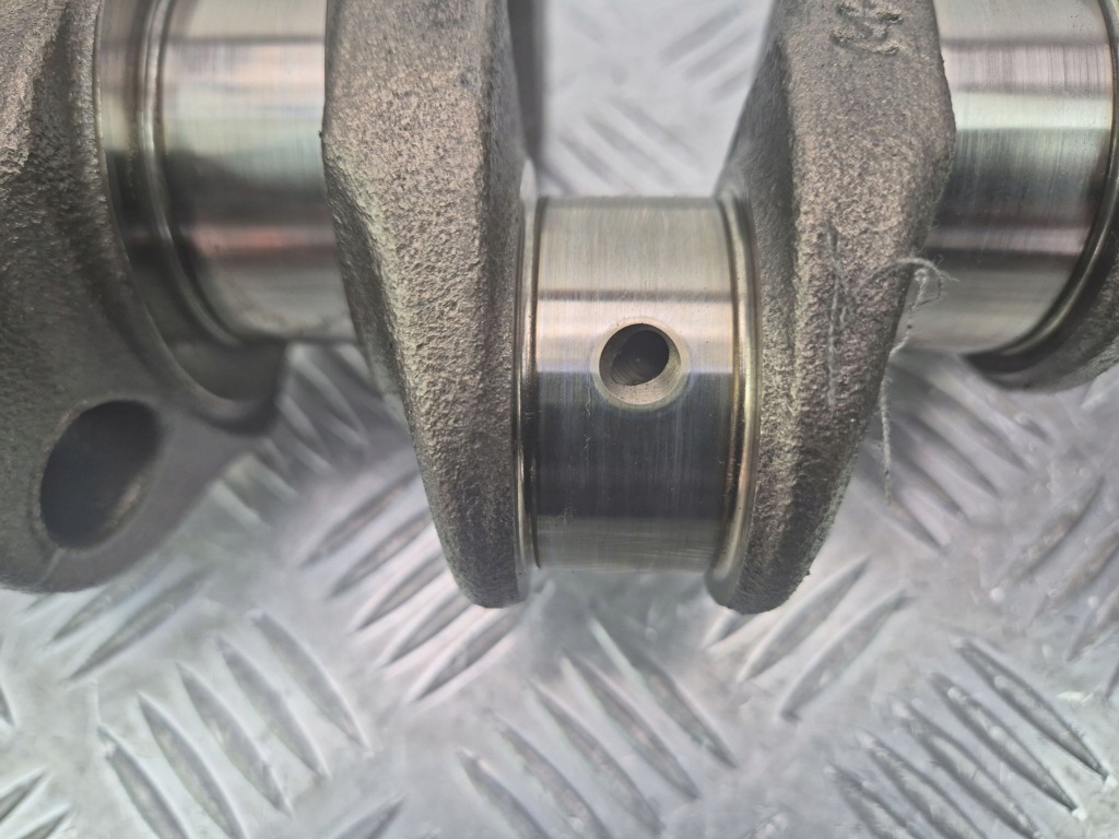 Wał колінчастий mercedes a160 w176 r2700001 m270 Київ