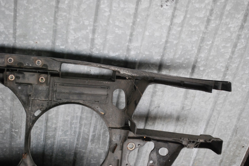 фото №15, Pas передний усилитель audi a6 c5 2.5 4b0805588f