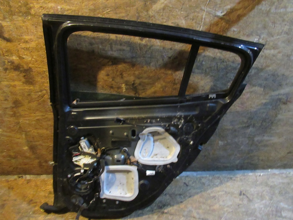 фото №6, Дверь задняя правое renault megane iii h-b